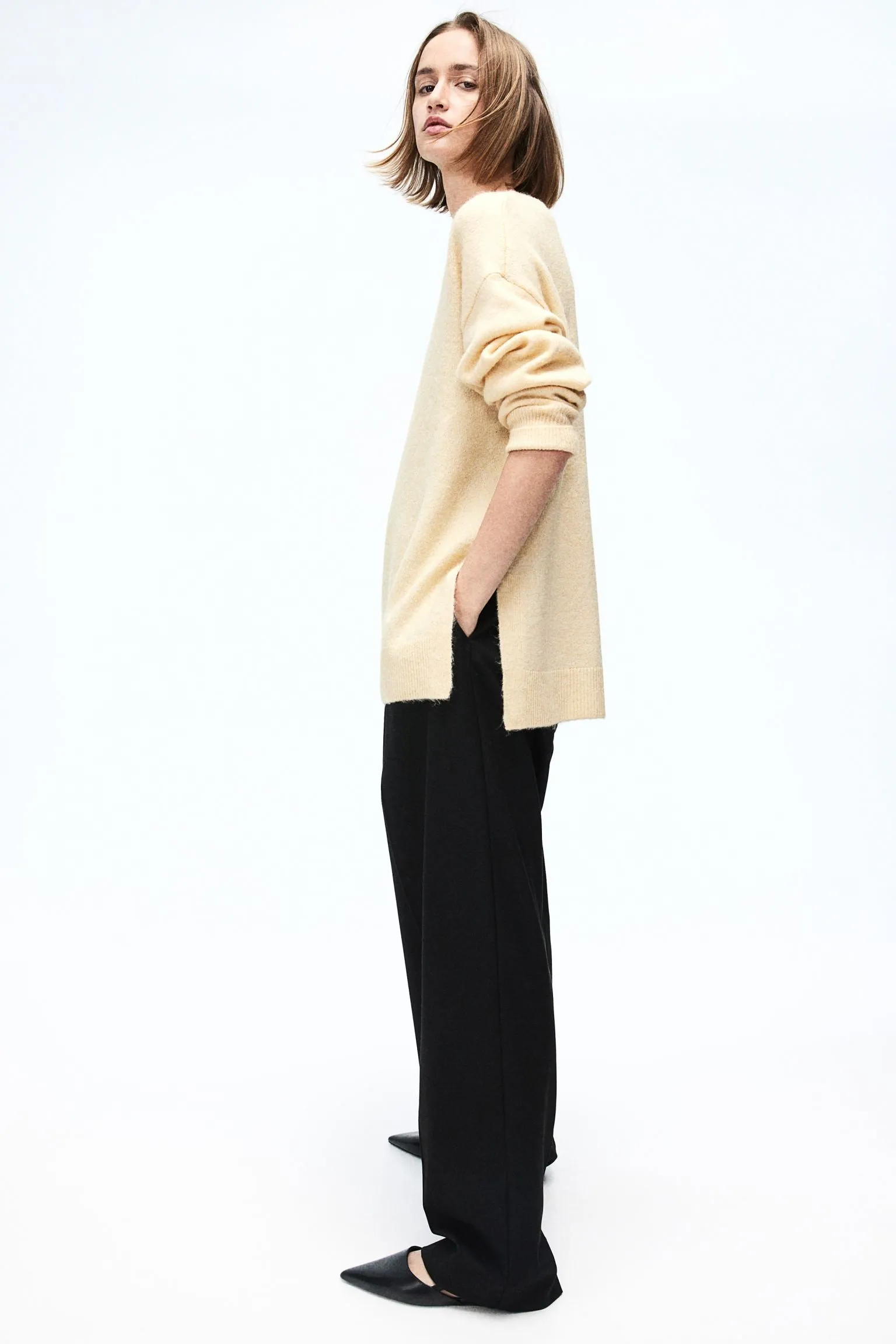 H&M Oversized Sweater, light yellow